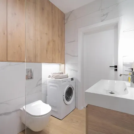 Apartment Kameralis Old Town - Klimatyzacja - Balkon - Winda